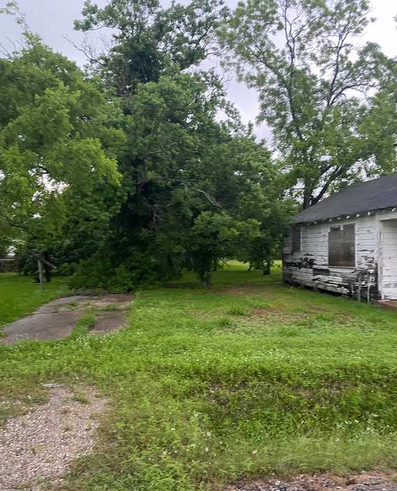 Photo 6 of 7214 Dallas Street, Baytown, TX