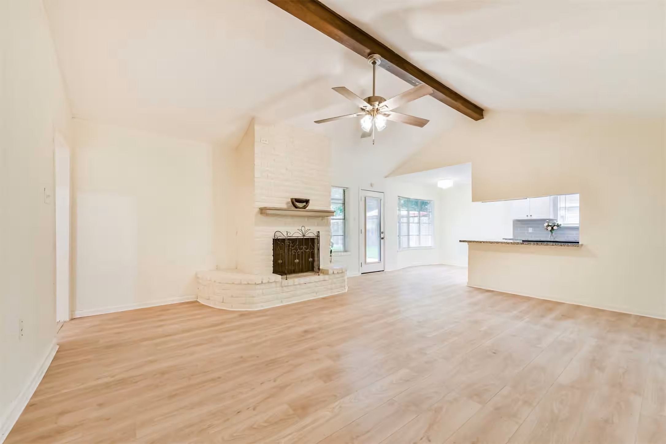 Photo 6 of 11807 Sagecliff Drive, Houston, TX