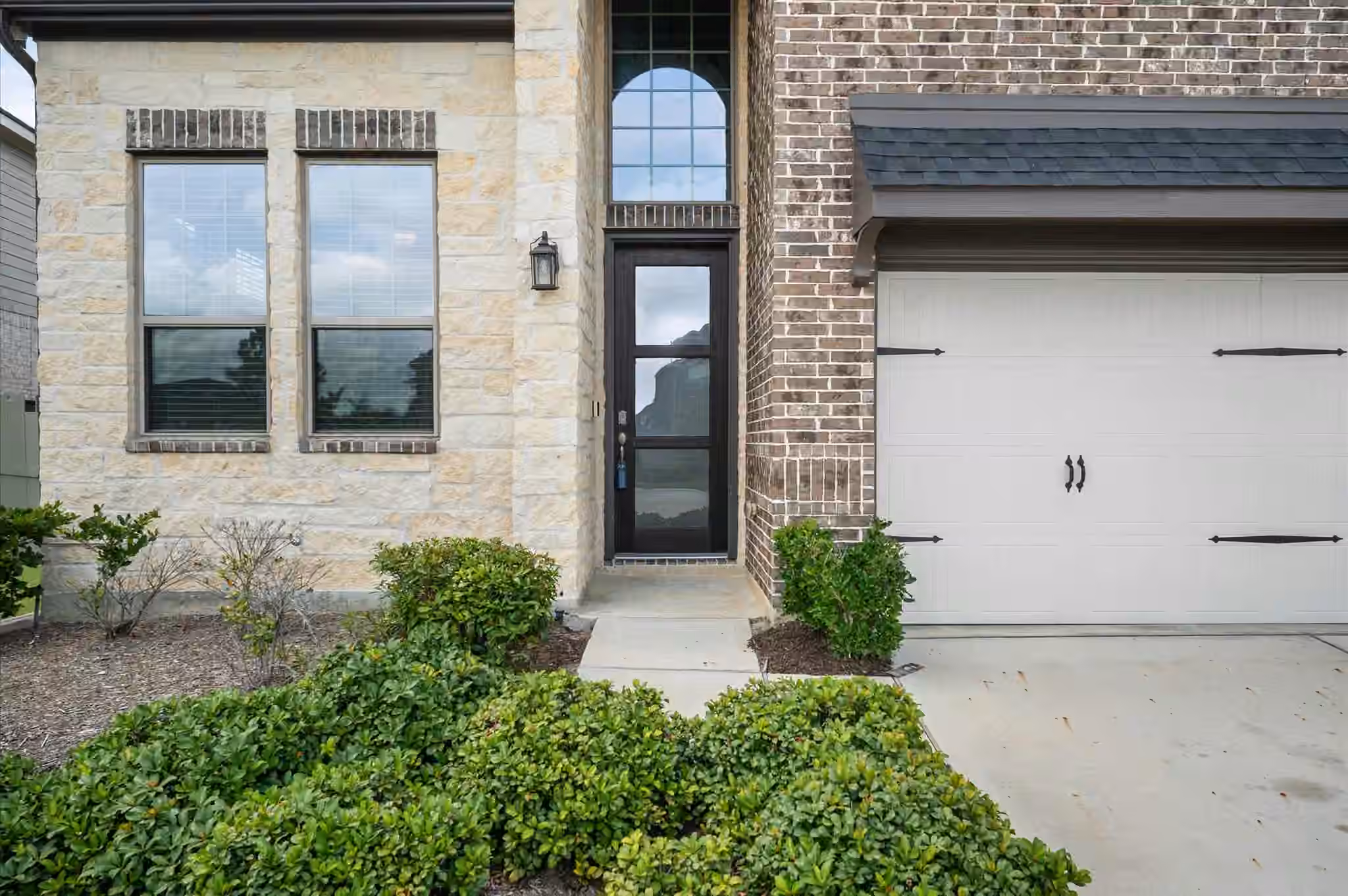 Photo 3 of 17318 Autumn Sage Court, Conroe, TX