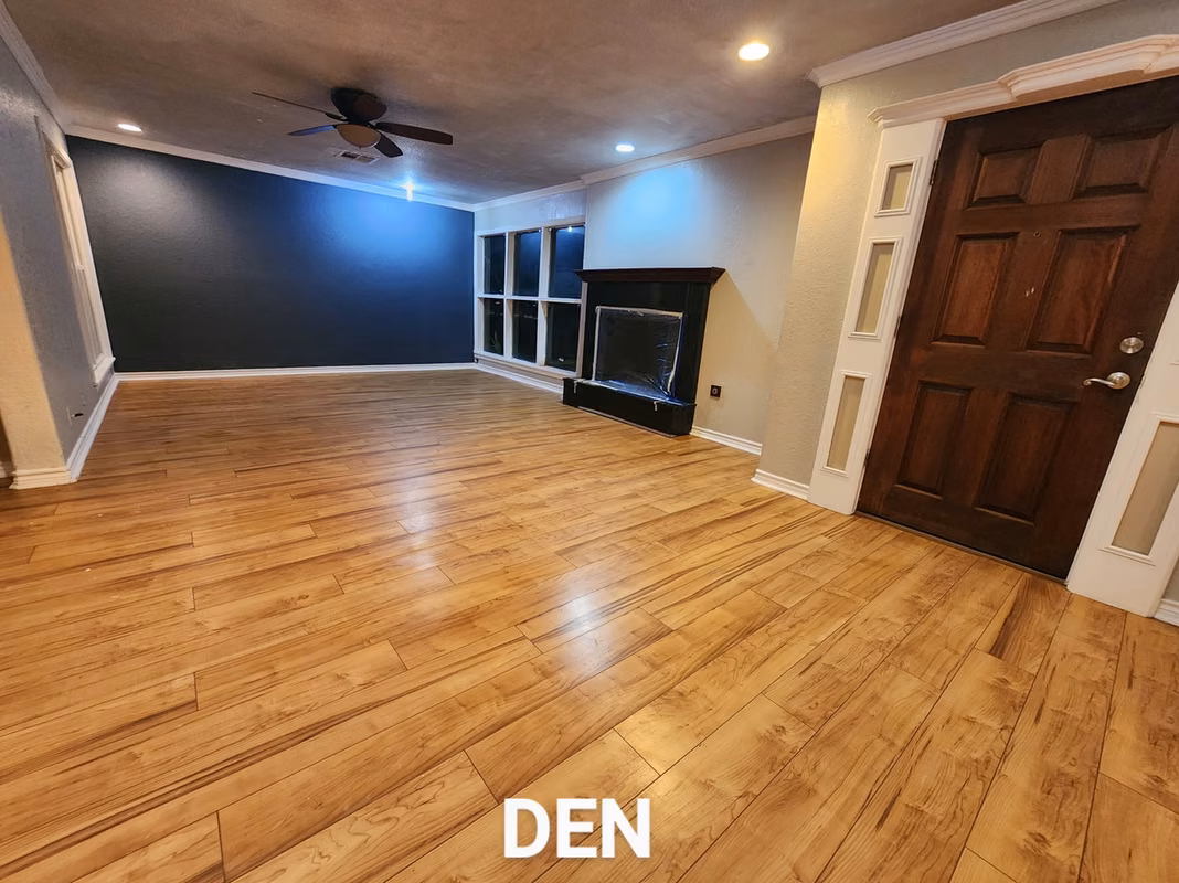 Photo 2 of 941 Magnolia Street, Lake Jackson, TX