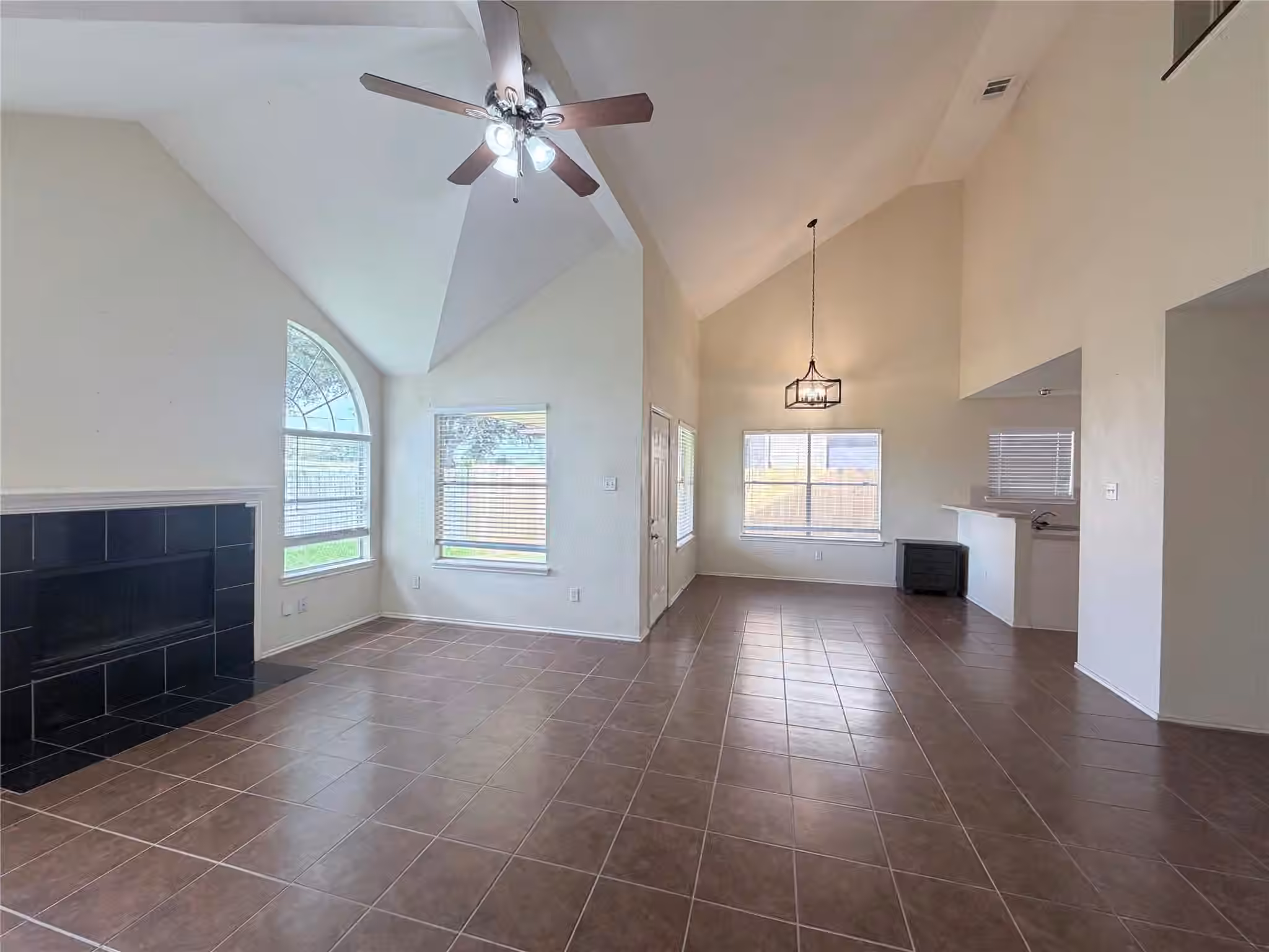 Photo 6 of 4134 Almond Lake Drive, Houston, TX