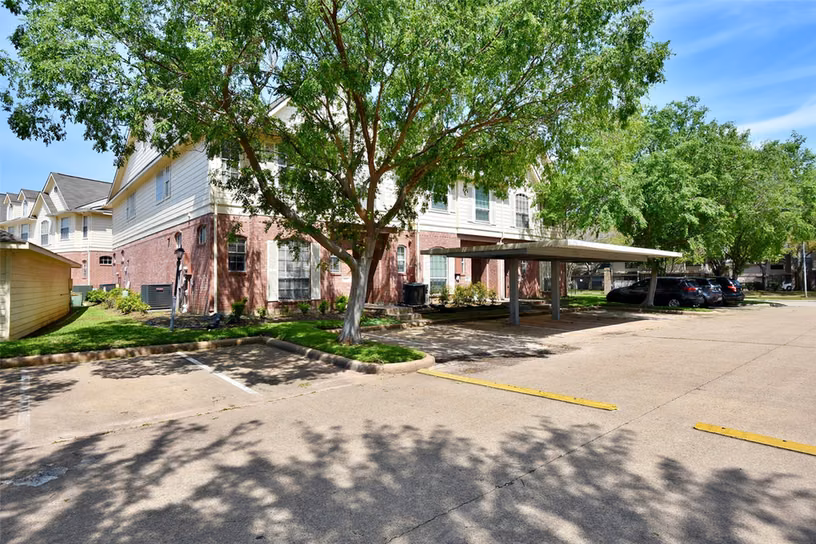 Photo 2 of 2710 Grants Lake Boulevard K5, Sugar Land, TX