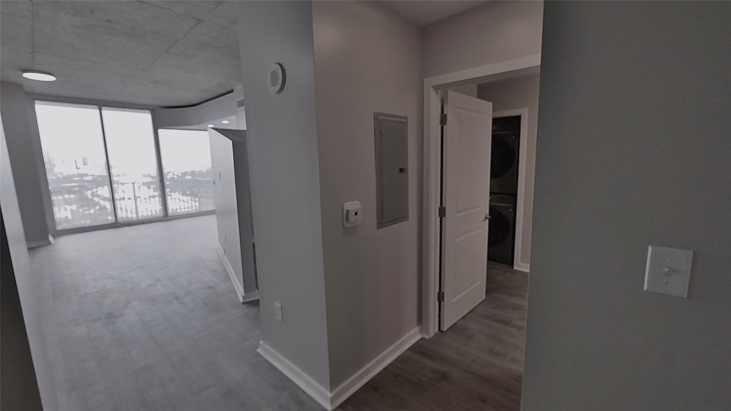 Photo 7 of 5925 ALMEDA RD 12113, Houston, TX