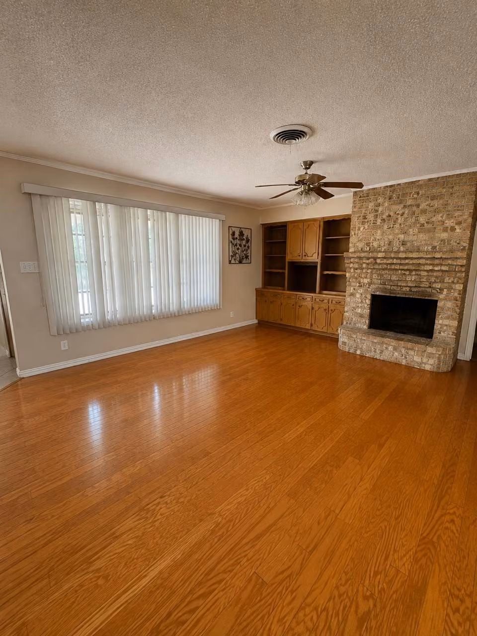 Photo 7 of 2901 Del Monte Avenue, Bay City, TX