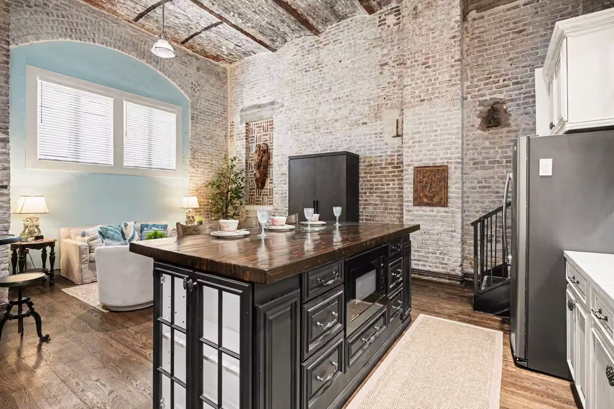 Photo 2 of 2400 Mechanic Street 101, Galveston, TX