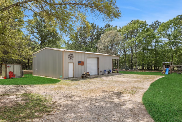 Photo 2 of 8500 Fostoria Road, Cleveland, TX