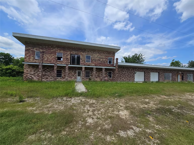 Photo 7 of 10455 Fm 1960, Dayton, TX