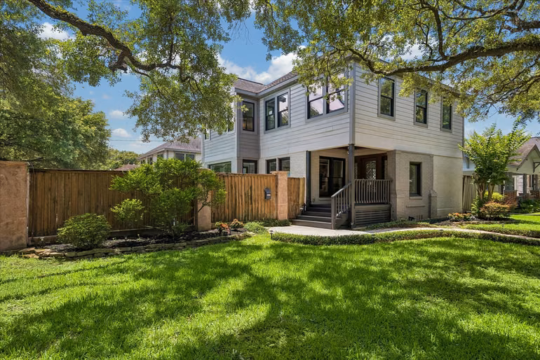 Photo of 4344 Clay Street, Houston, TX 77023