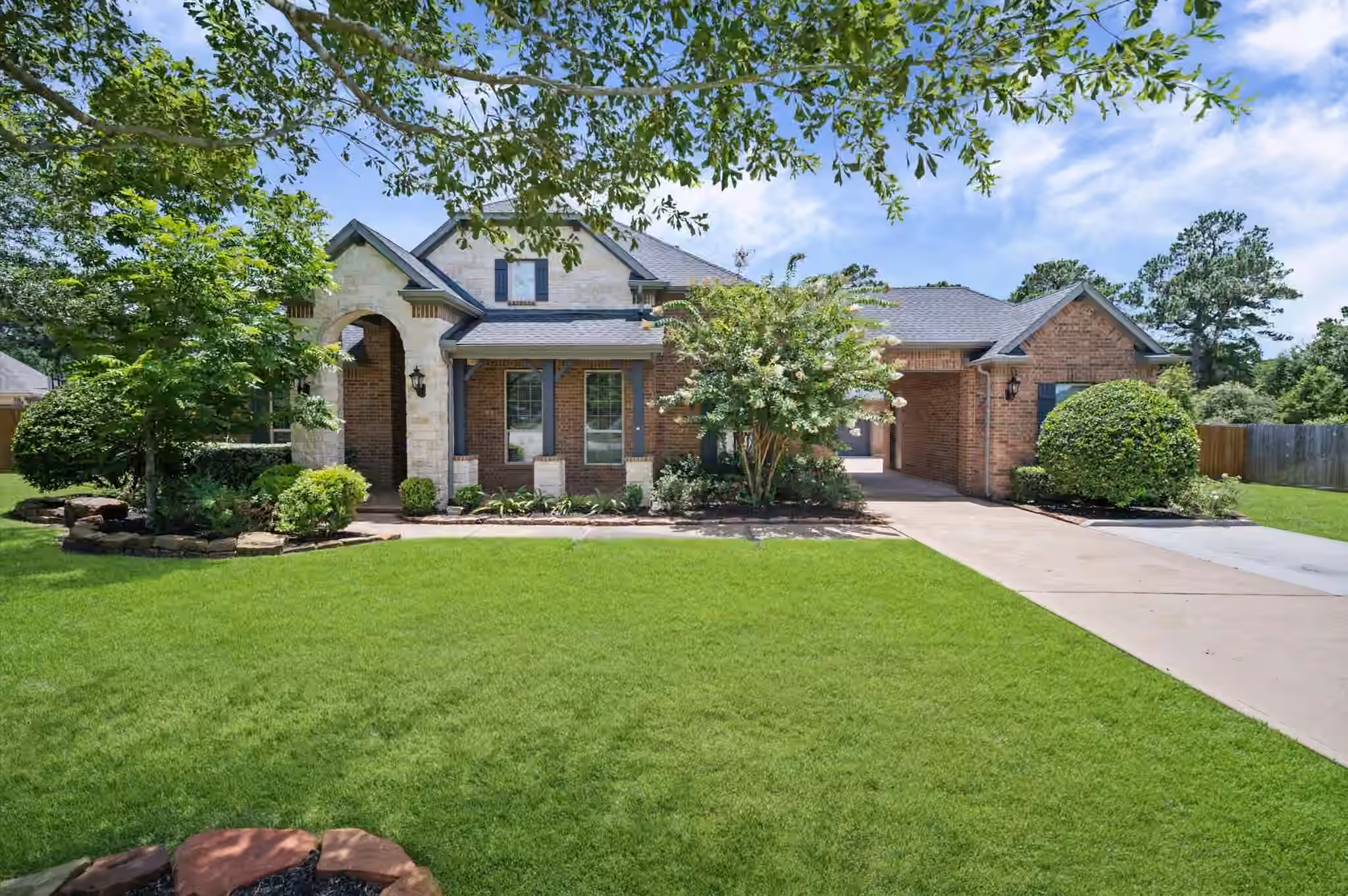 Photo 2 of 24611 Waterstone Estates Circle S, Tomball, TX