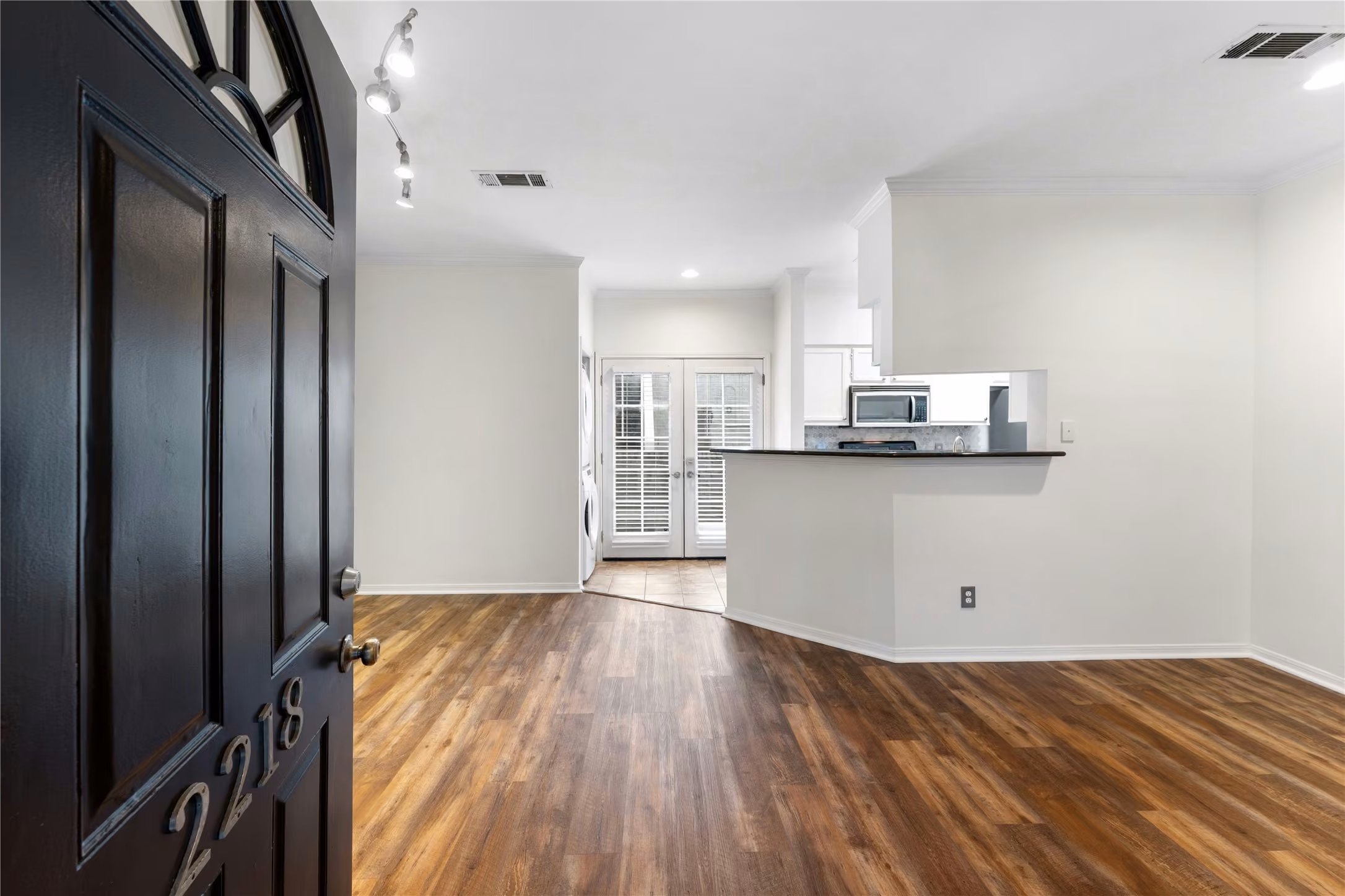 Photo 2 of 2218 Hopkins Street 2218, Houston, TX