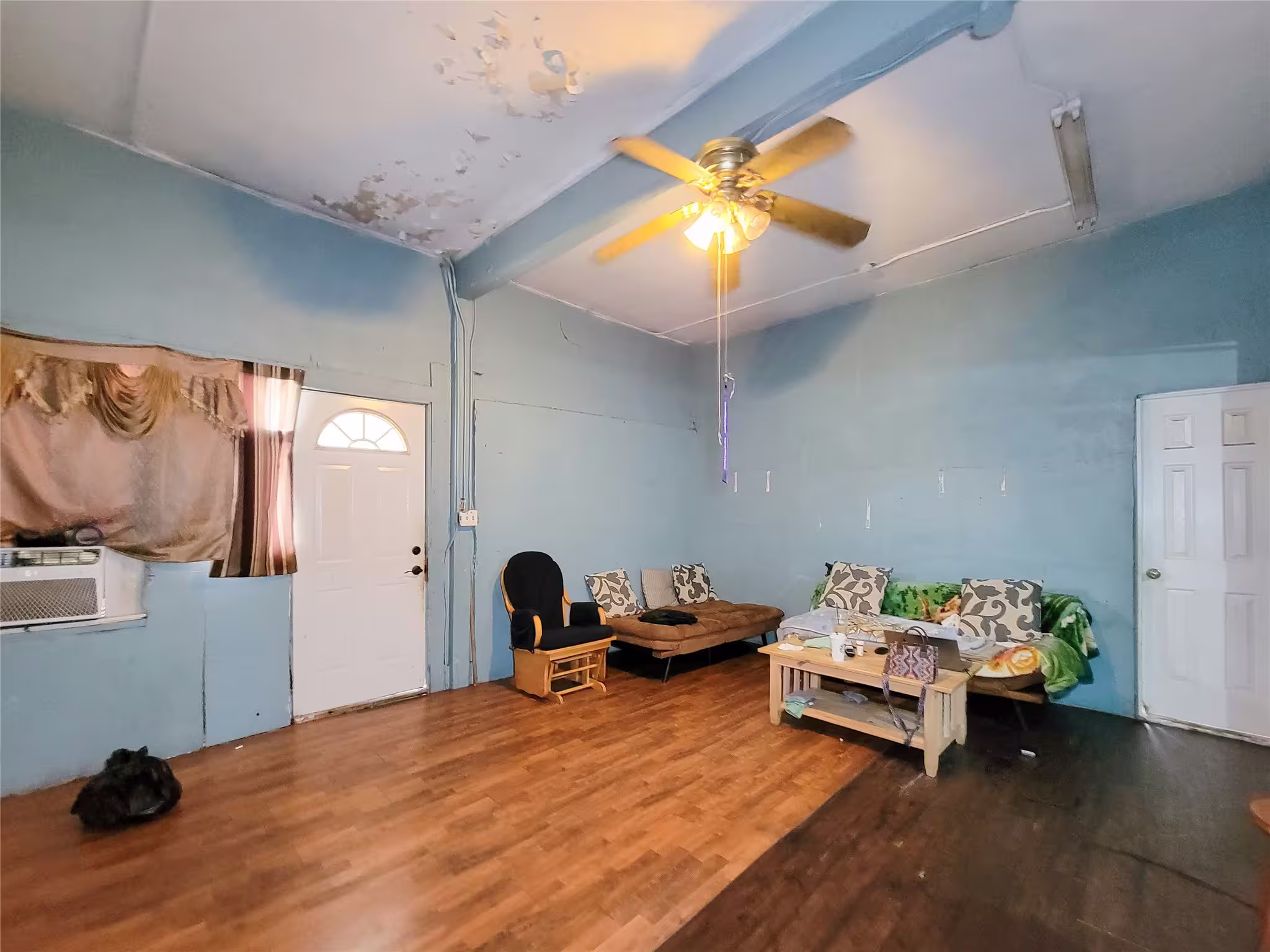 Photo 3 of 418 Bishop Street, Houston, TX
