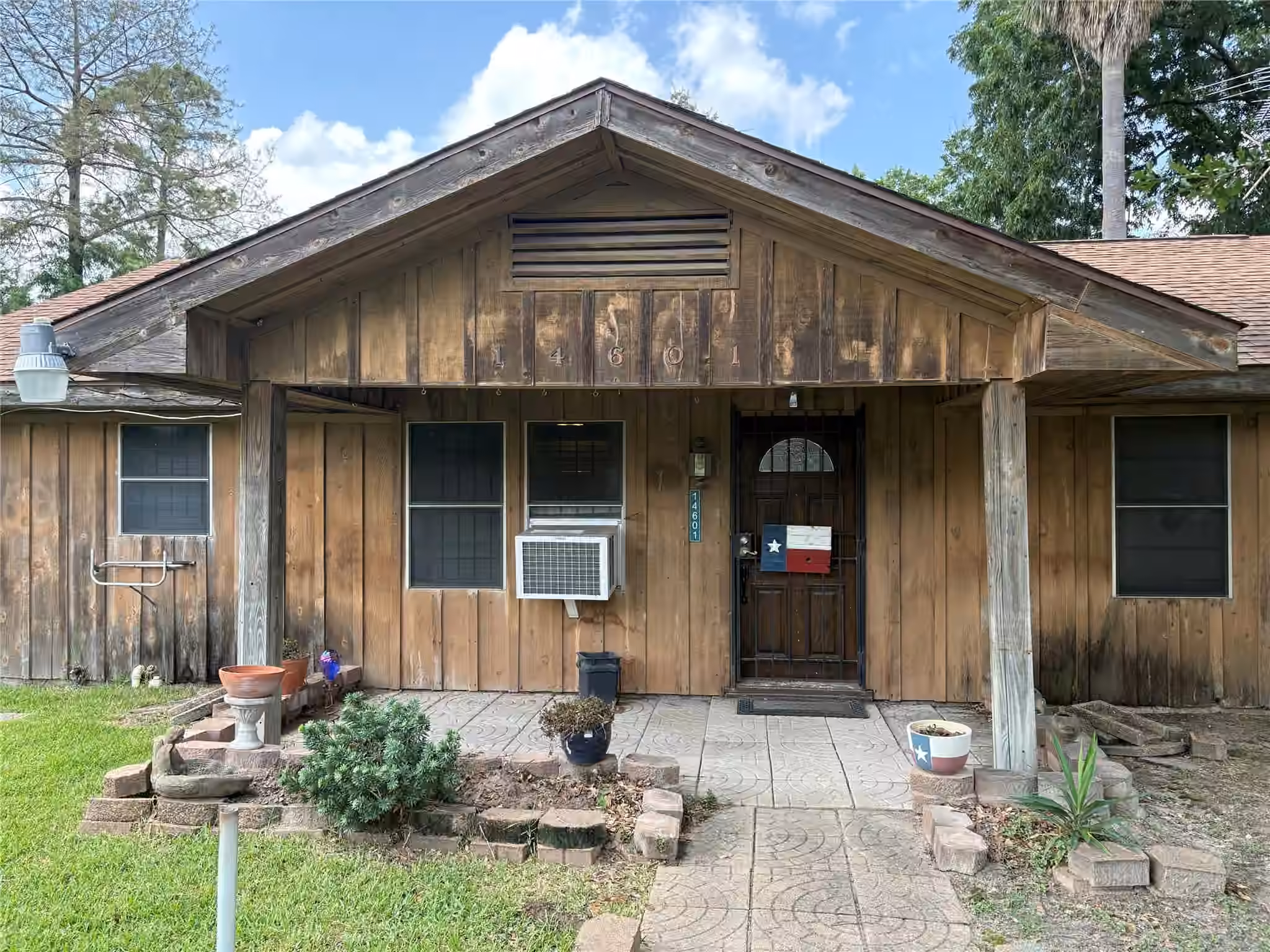 Photo 2 of 14601 Bonham Street, Houston, TX