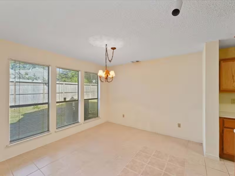 Photo 6 of 3317 Golden Trails Drive 807, Houston, TX