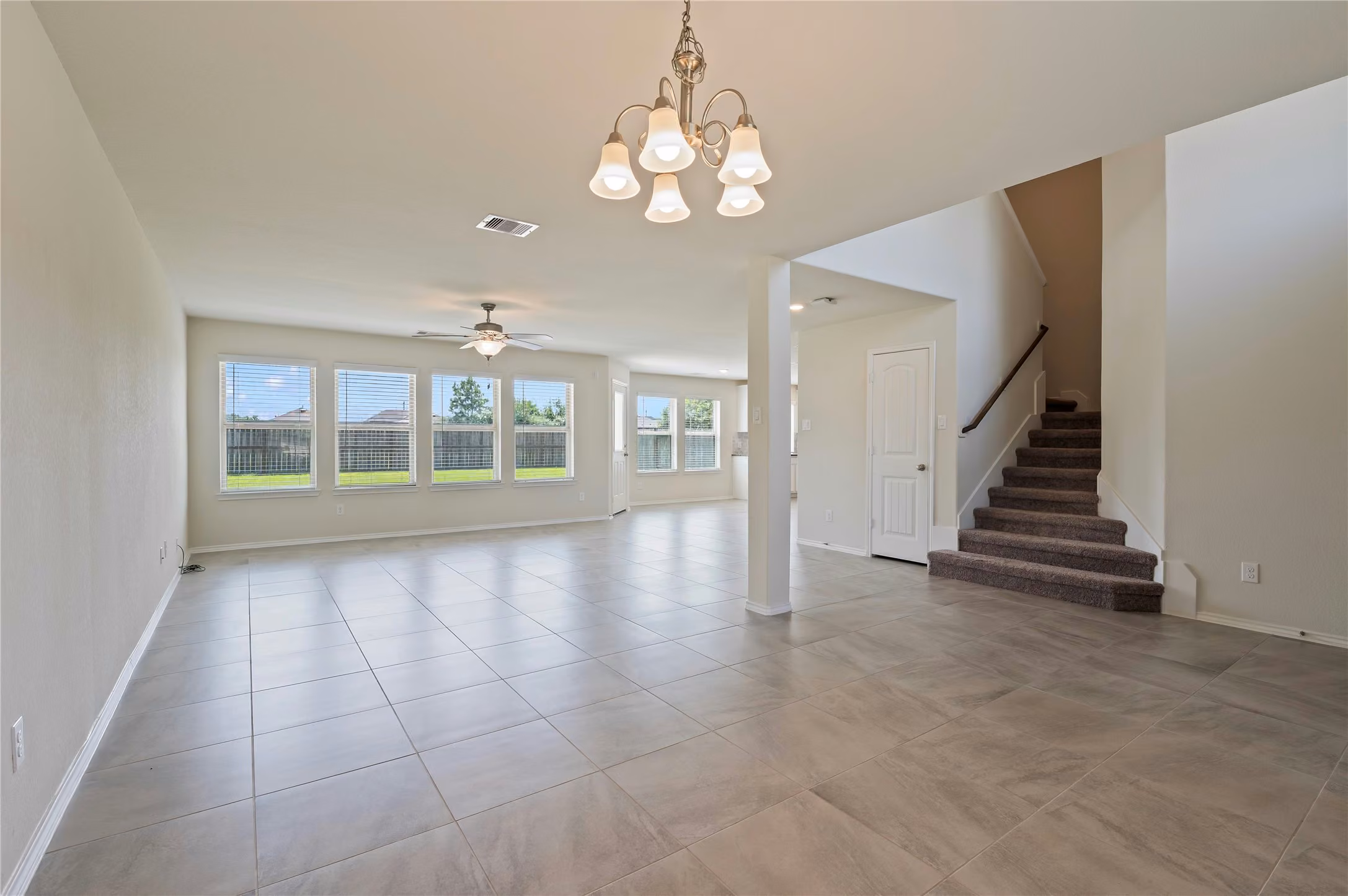 Photo 6 of 615 Liberty Pines Lane, La Marque, TX