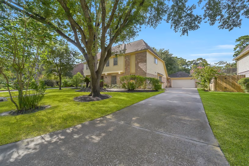 Photo 2 of 12803 Chriswood Drive, Cypress, TX