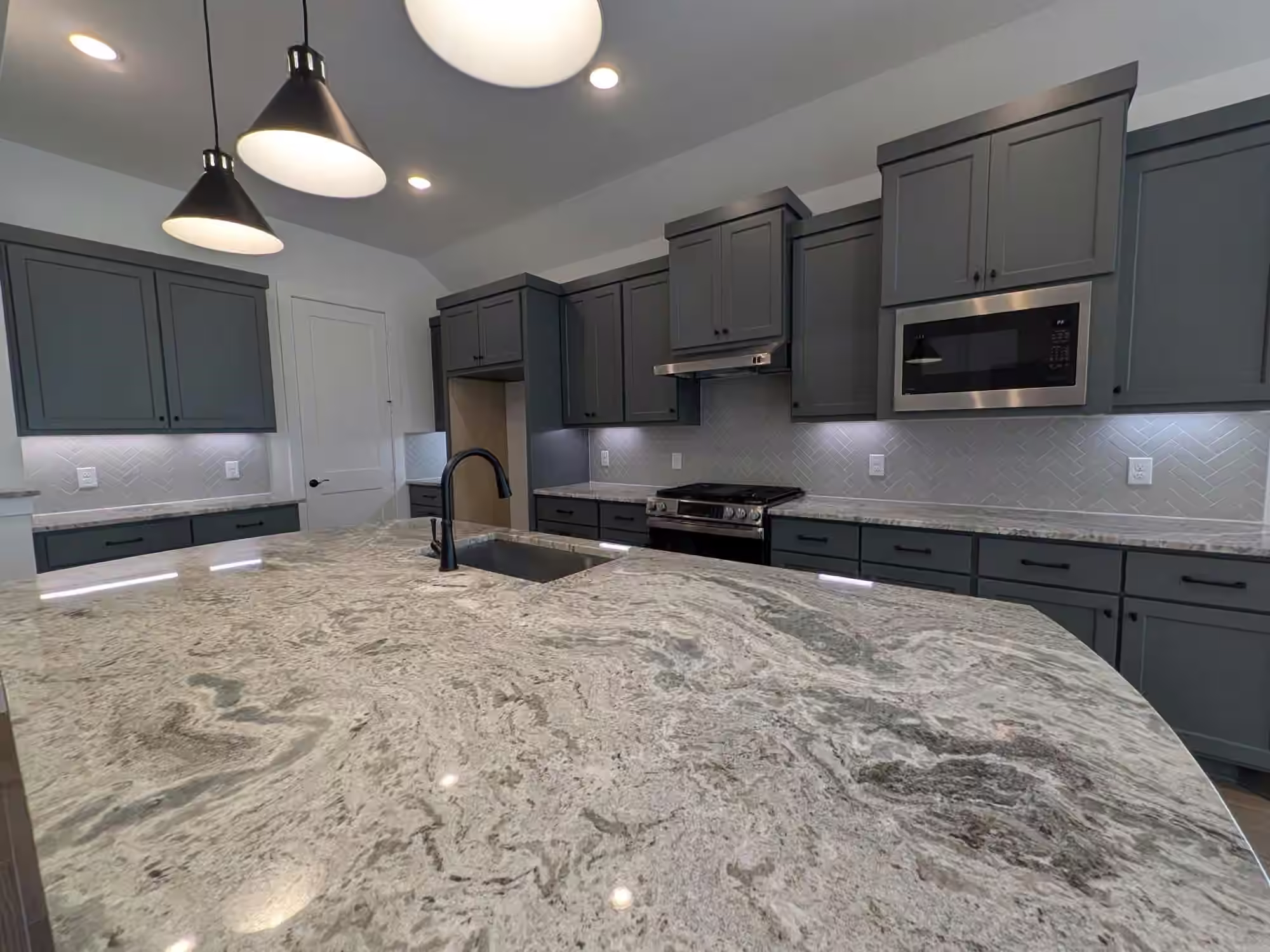 Photo 3 of 18071 Brennie Bird Lane, Conroe, TX
