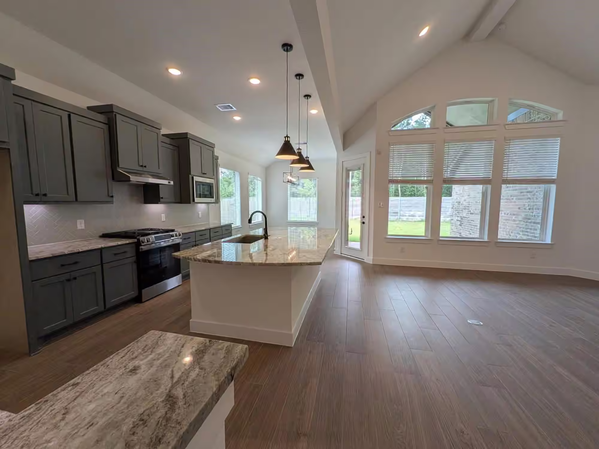 Photo 4 of 18071 Brennie Bird Lane, Conroe, TX