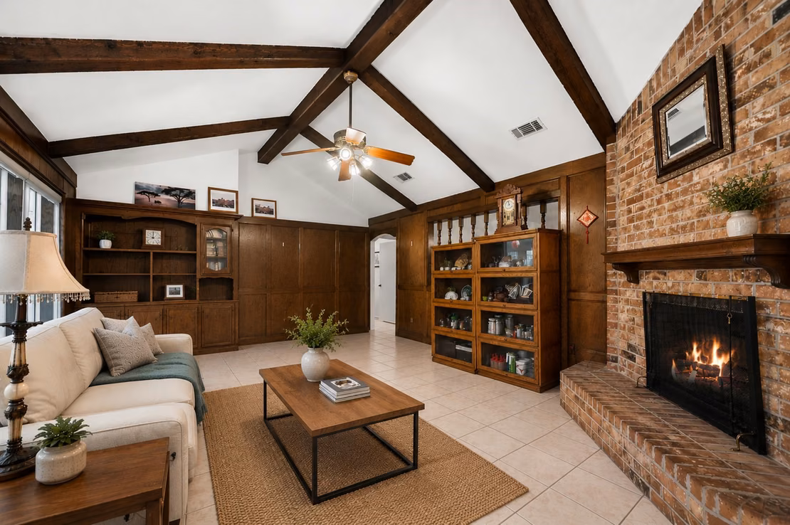 Photo 2 of 1923 Crystal Springs Drive, Kingwood, TX