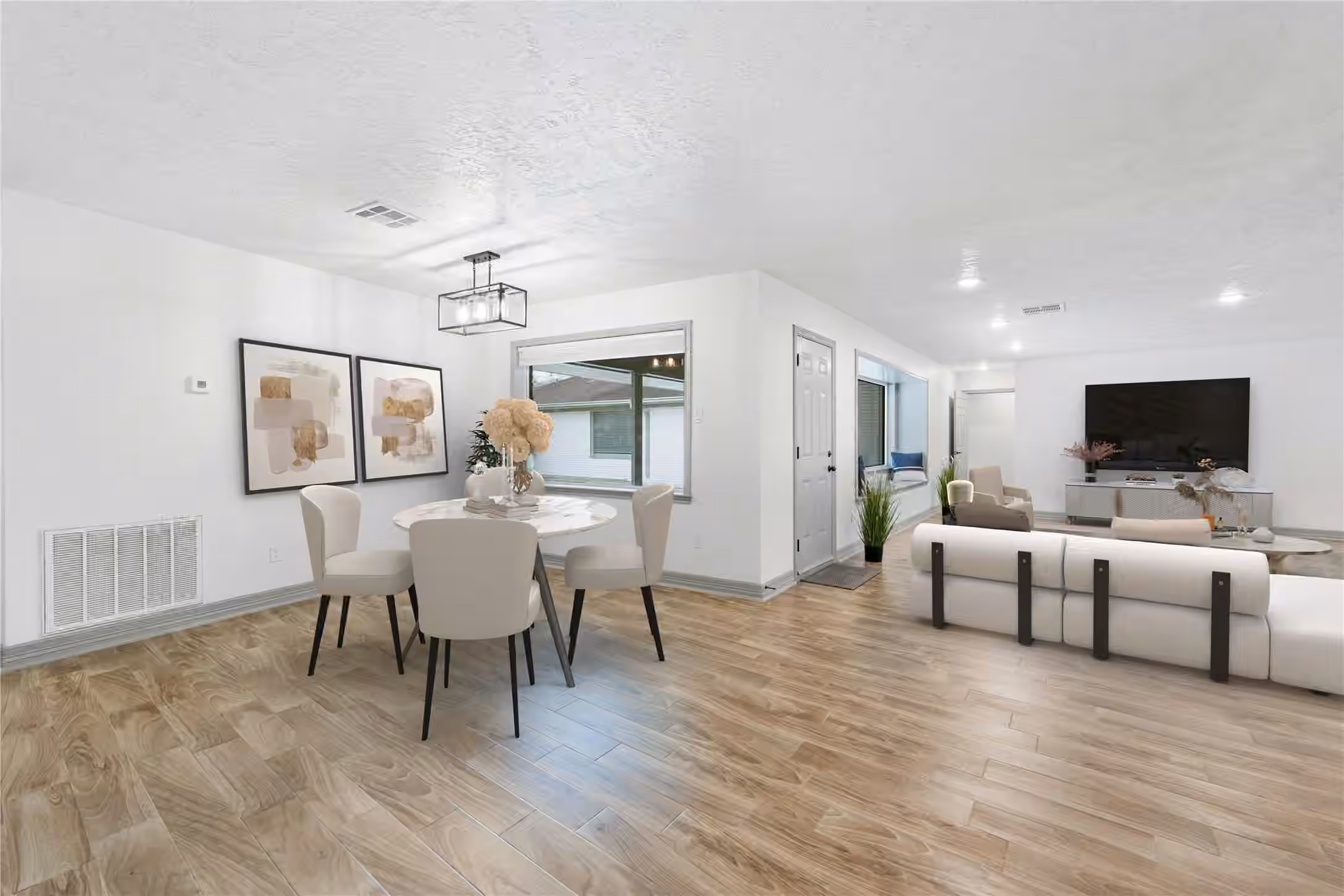 Photo 7 of 10011 Cliffwood Drive, Houston, TX