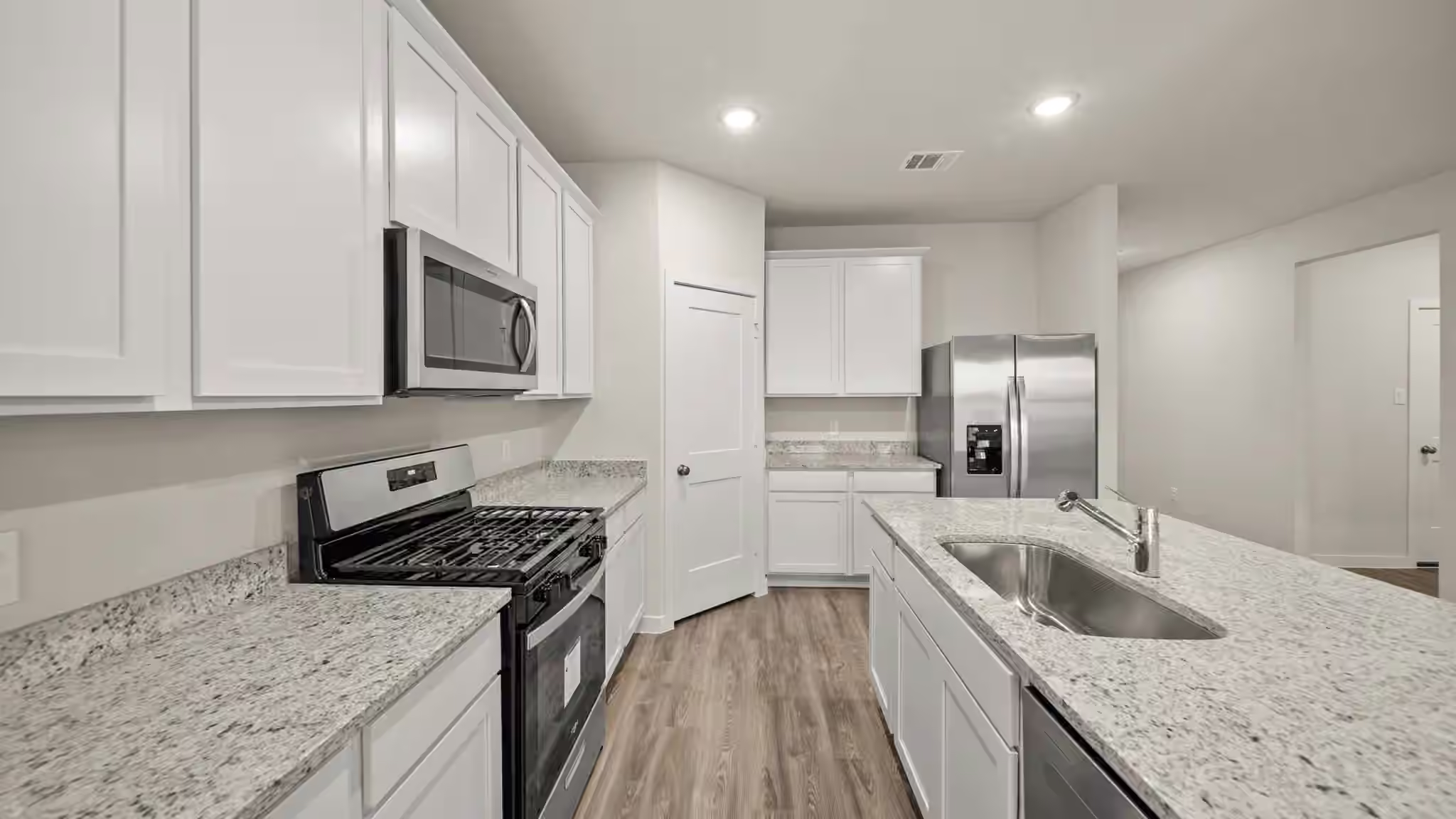 Photo 5 of 10627 Crockett Meadows Boulevard, Conroe, TX