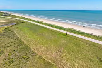 Photo 5 of 11939 Bluewater Highway, Freeport, TX