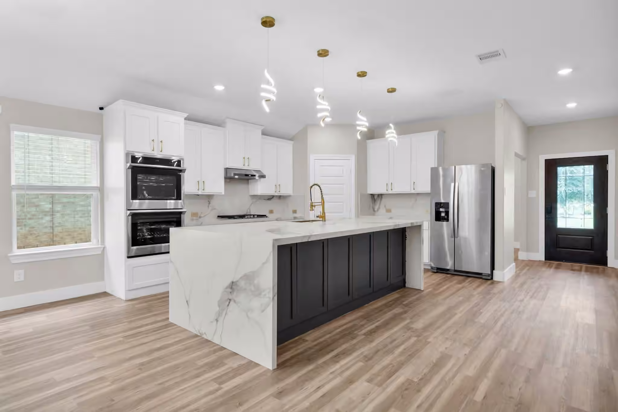 Photo 4 of 2082 Gadwall drive, Conroe, TX