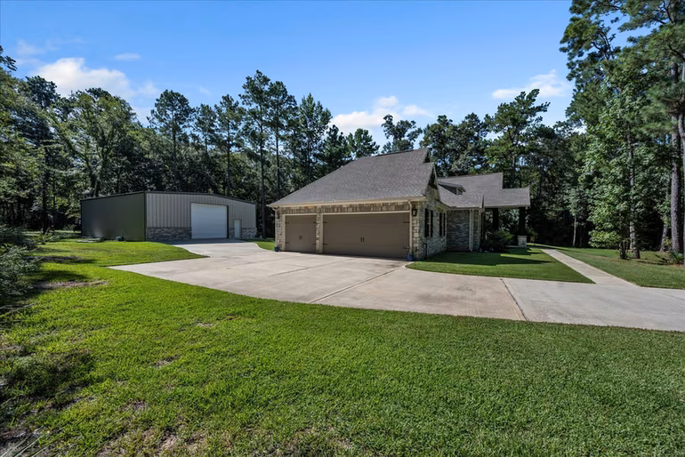 Photo 4 of 372 Grand View, Huntsville, TX