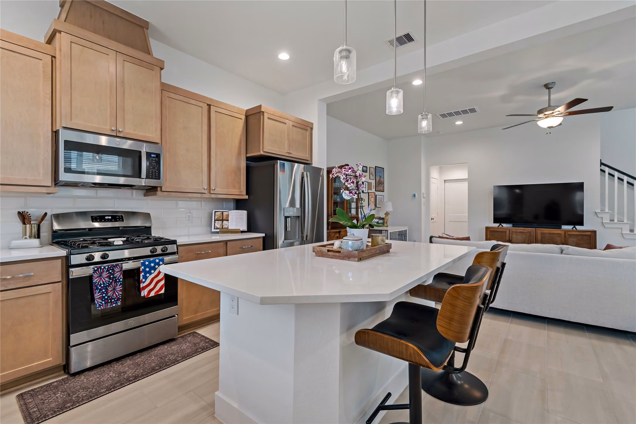 Photo 5 of 5254 Capricorn Way, Rosharon, TX