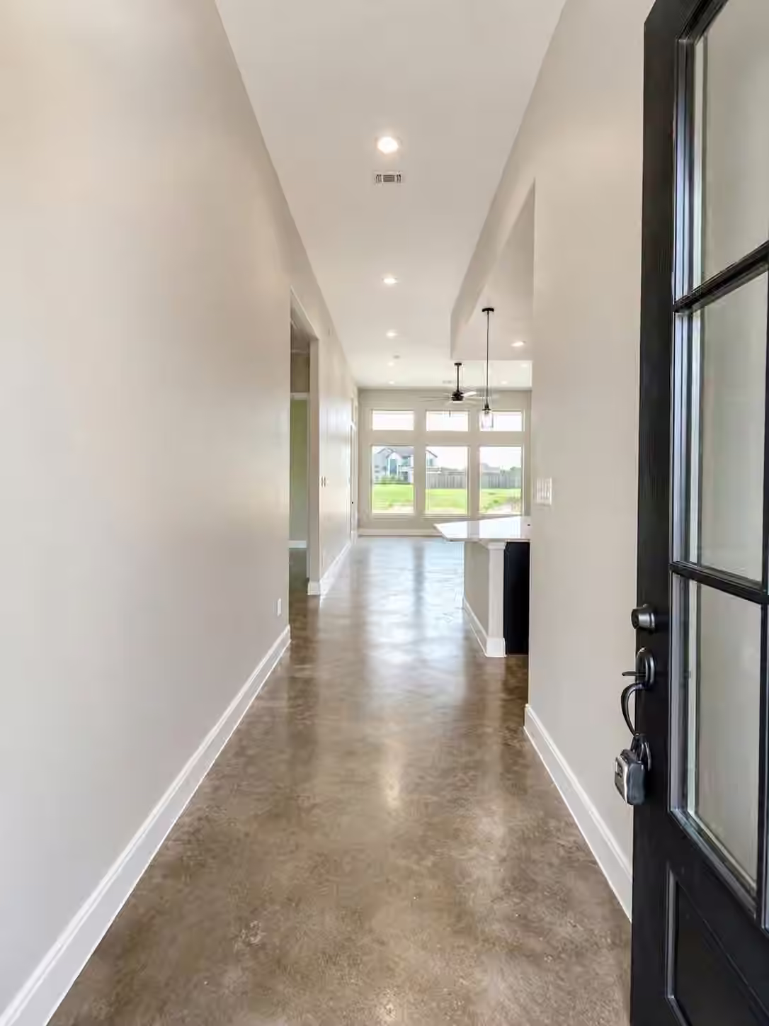 Photo 6 of 10749 S Lake Mist Lane, Willis, TX