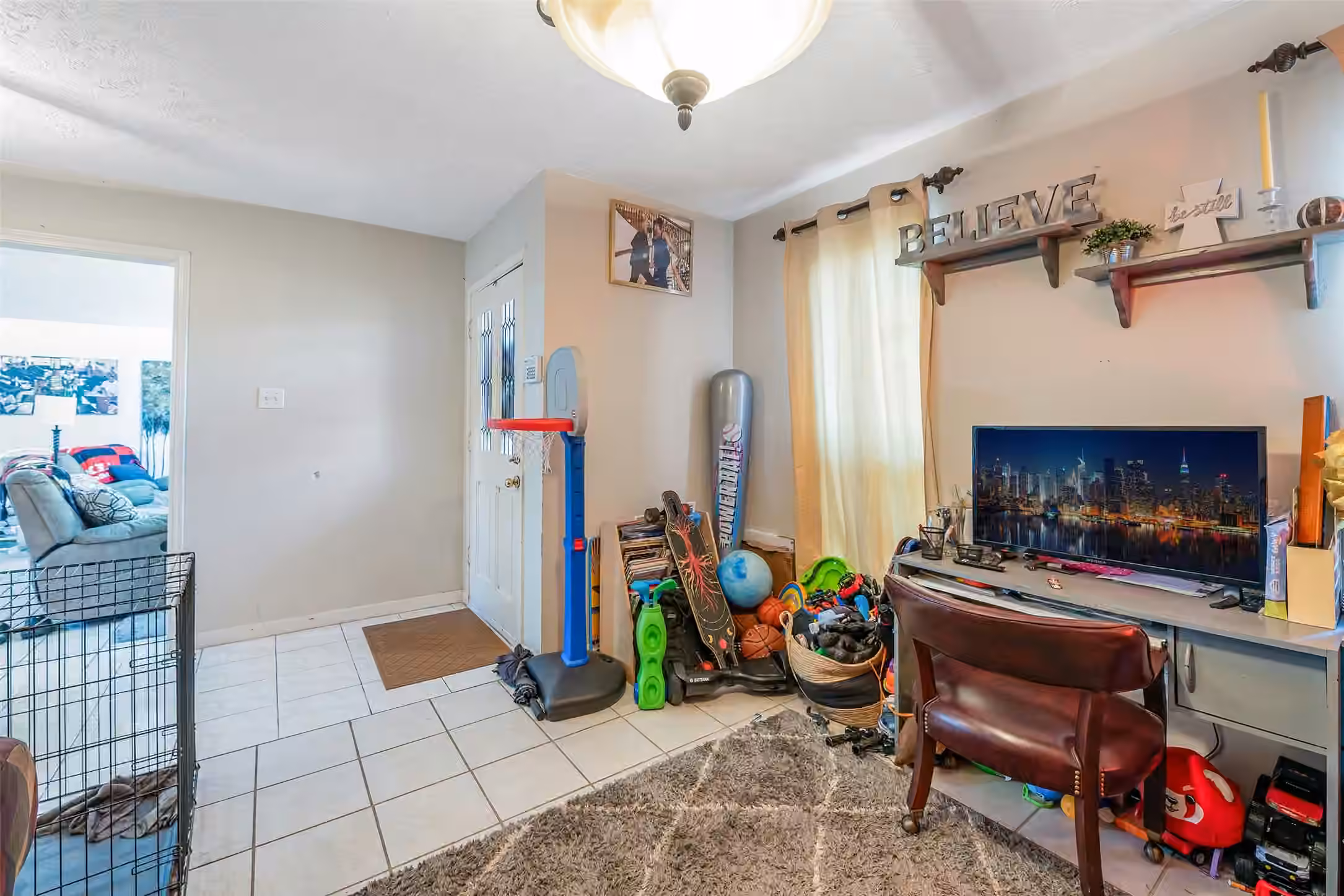 Photo 5 of 10827 Braes Forest Drive, Houston, TX