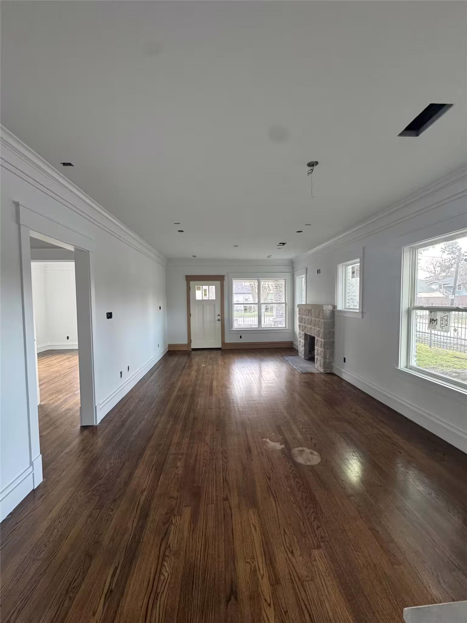 Photo 5 of 1208 Caplin Street, Houston, TX