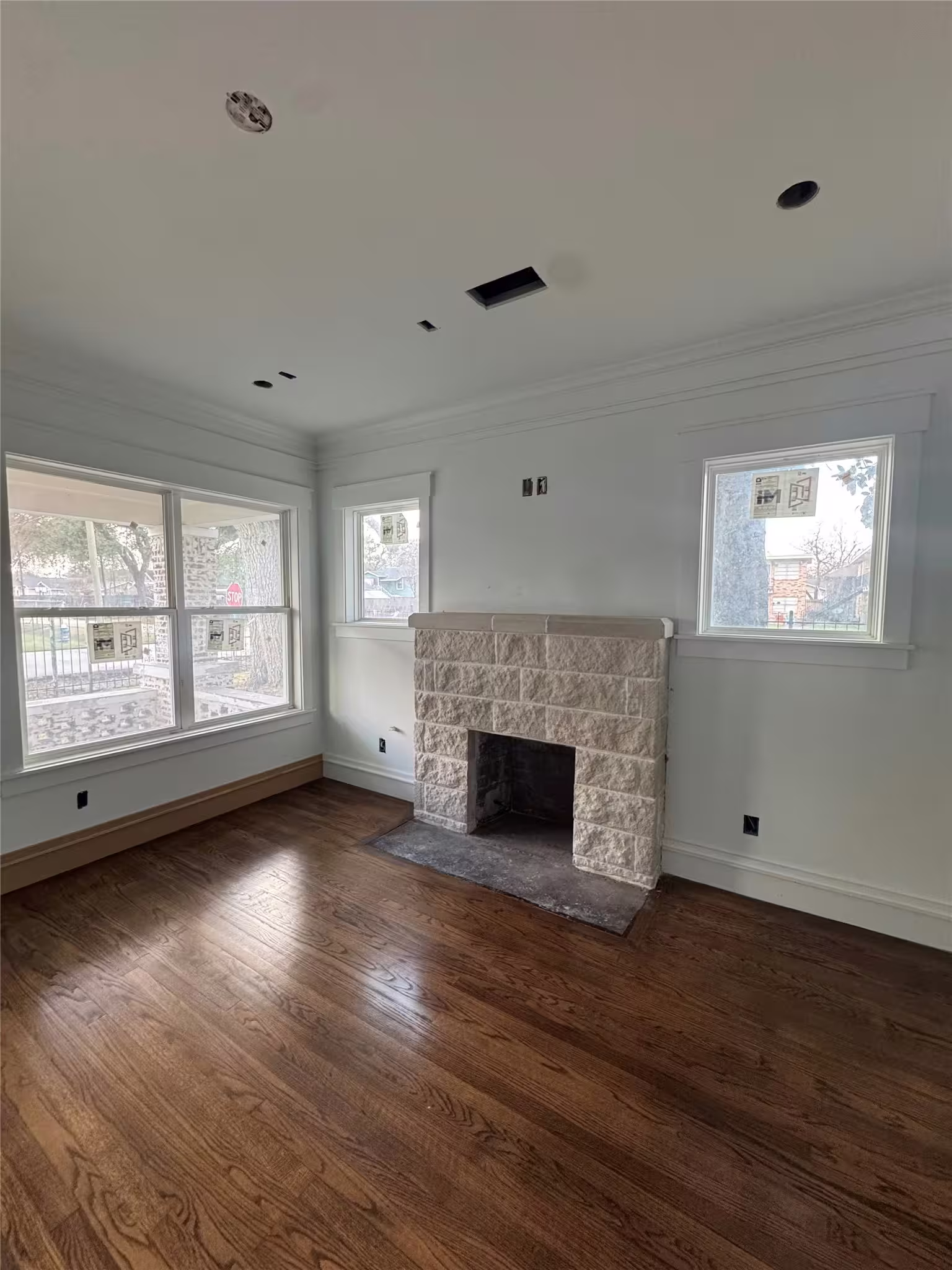 Photo 6 of 1208 Caplin Street, Houston, TX