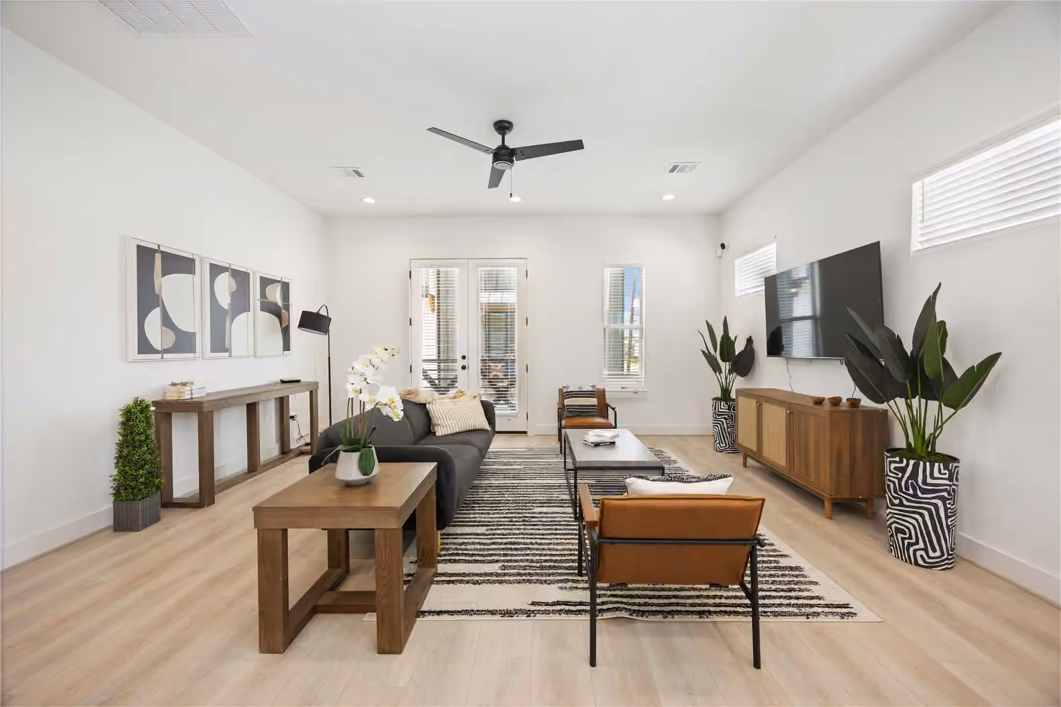 Photo 5 of 7803 Amelia Road B, Houston, TX