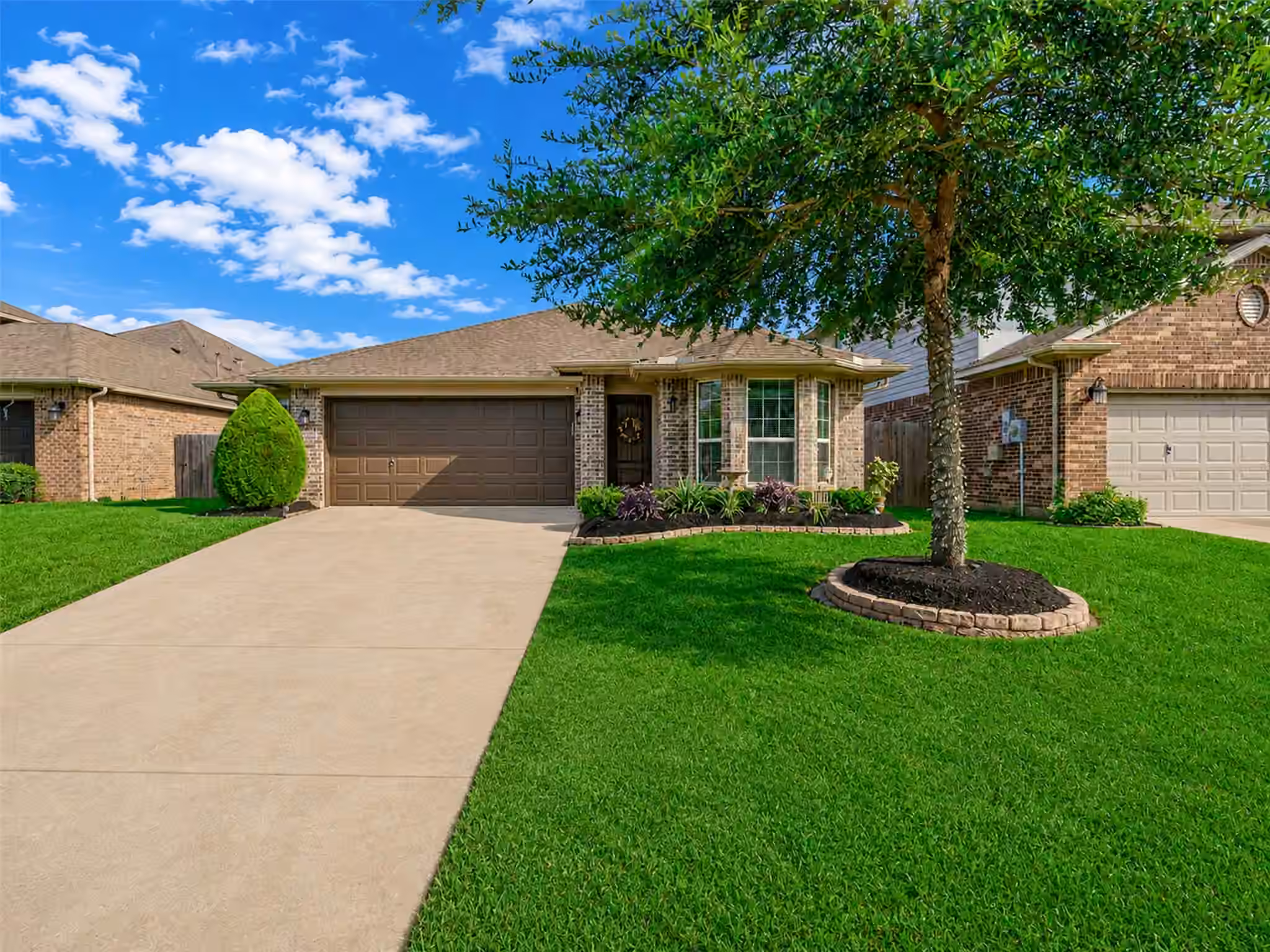 Photo of 4827 Ladona Court, League City, TX 77573