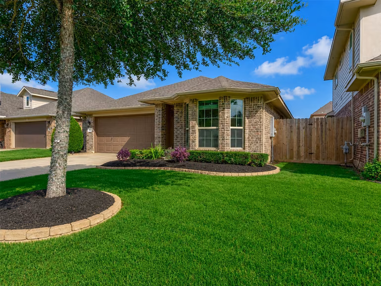 Photo 4 of 4827 Ladona Court, League City, TX