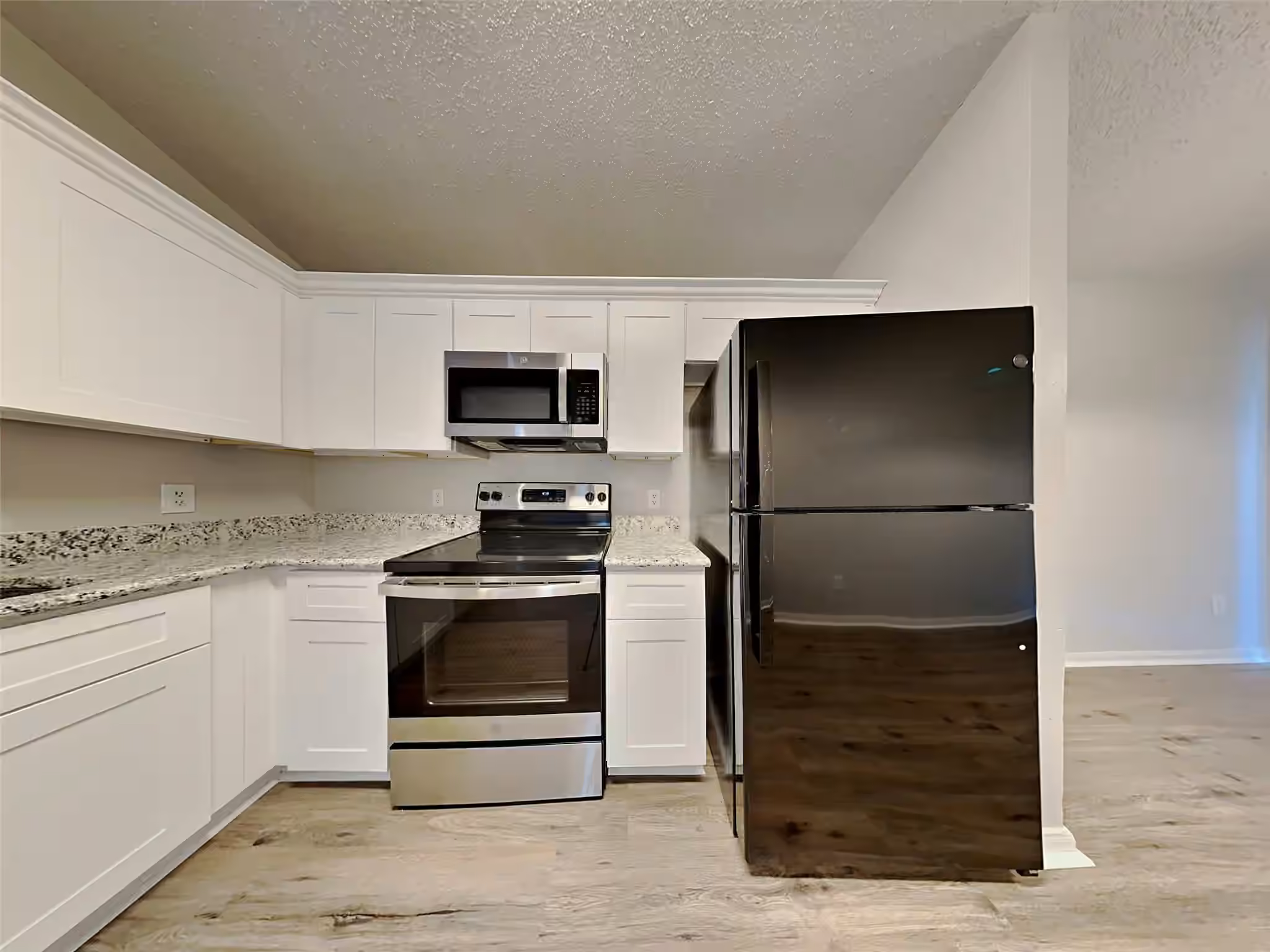 Photo 3 of 4631 Croker Ridge Road, Houston, TX