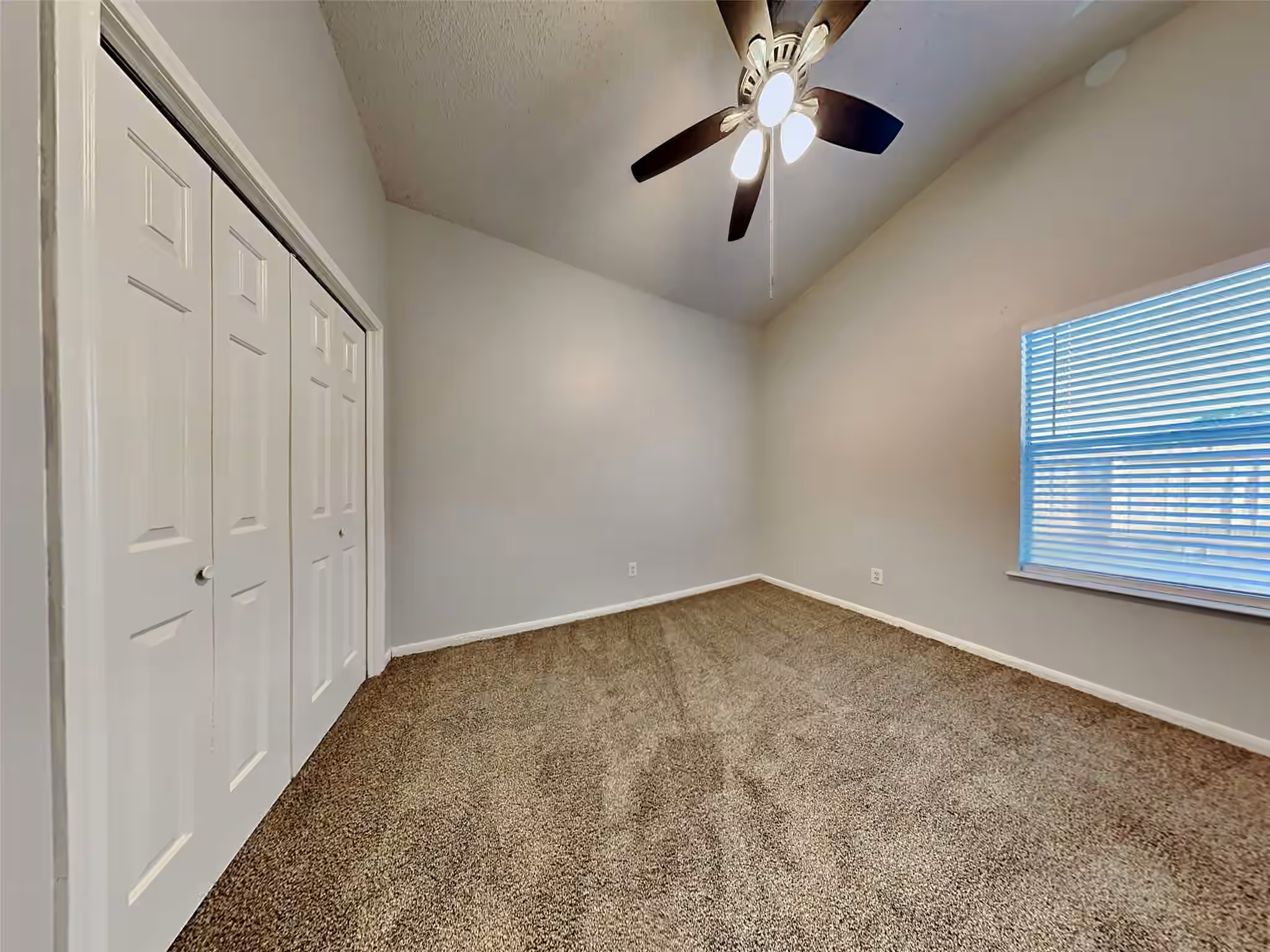 Photo 6 of 4631 Croker Ridge Road, Houston, TX