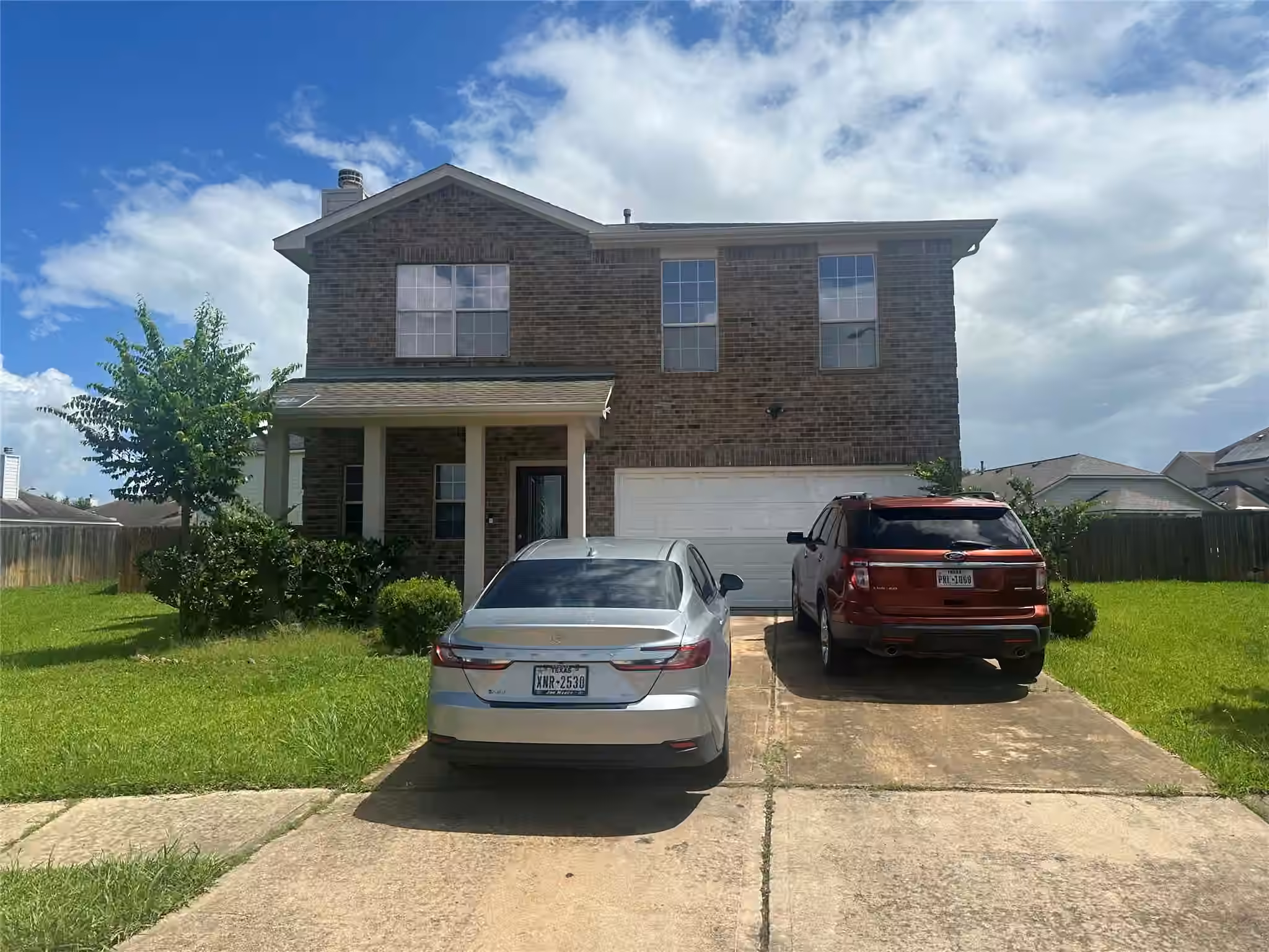 Photo of 10015 Lynette Falls Drive, Houston, TX
