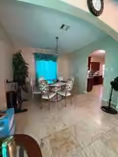 Photo 4 of 10015 Lynette Falls Drive, Houston, TX