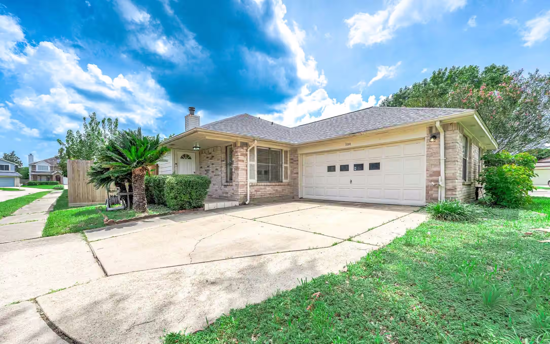 Photo of 11014 Landsbury Court, Houston, TX 77099