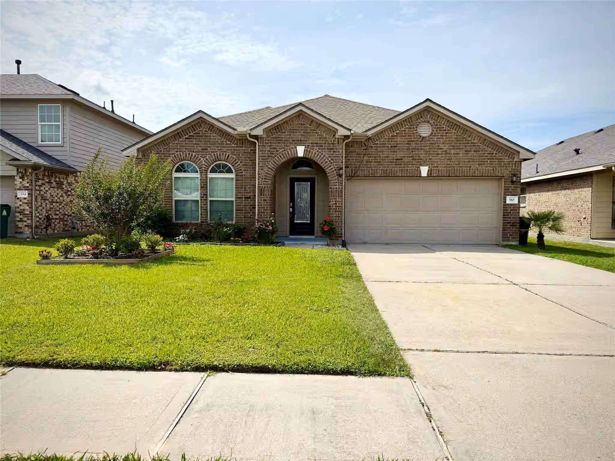 Photo of 310 Gulf Winds Drive, Bacliff, TX