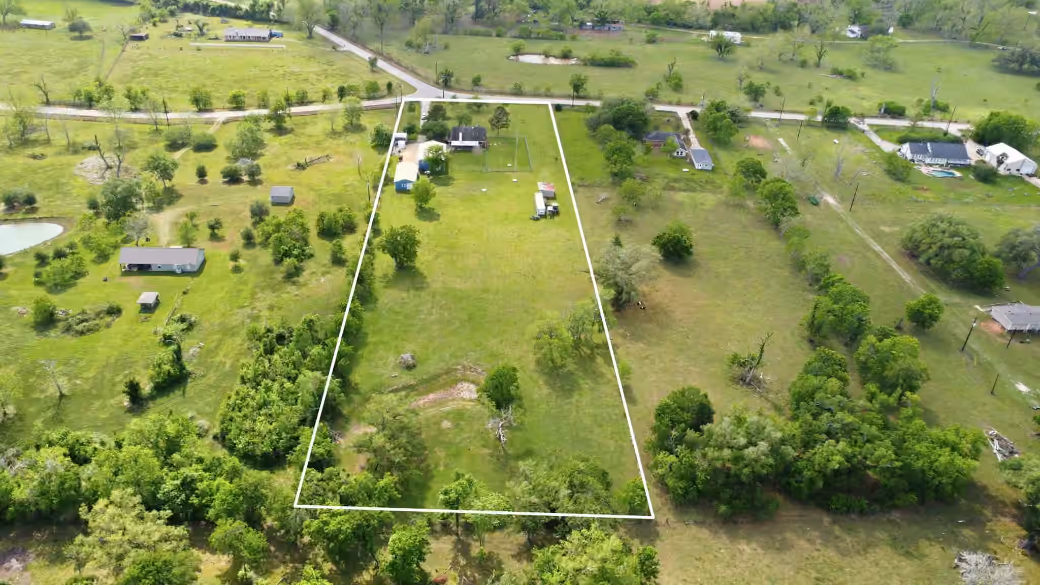Photo 3 of 3625 County Road 36, Angleton, TX
