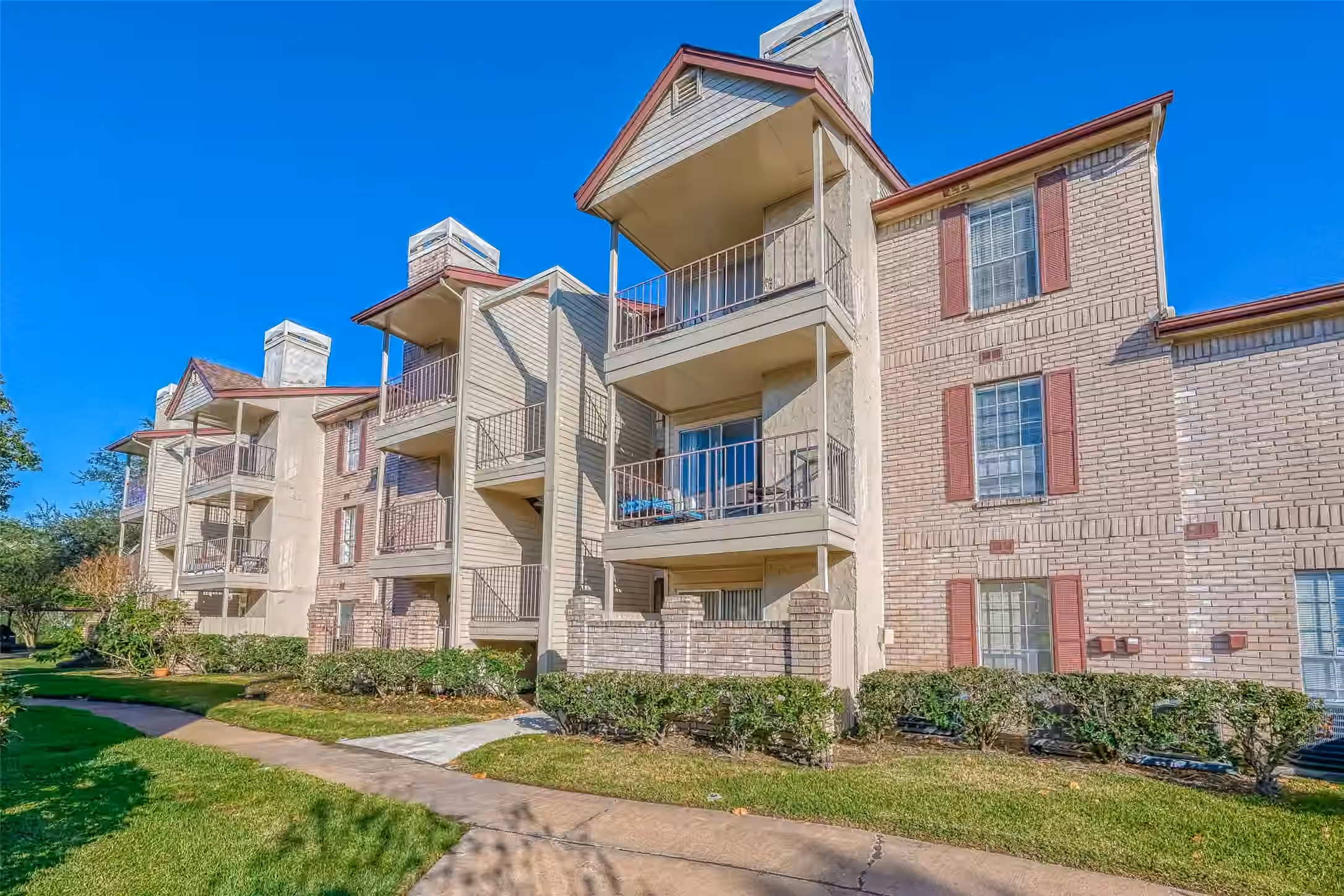 Photo of 2120 El Paseo Street 2407, Houston, TX