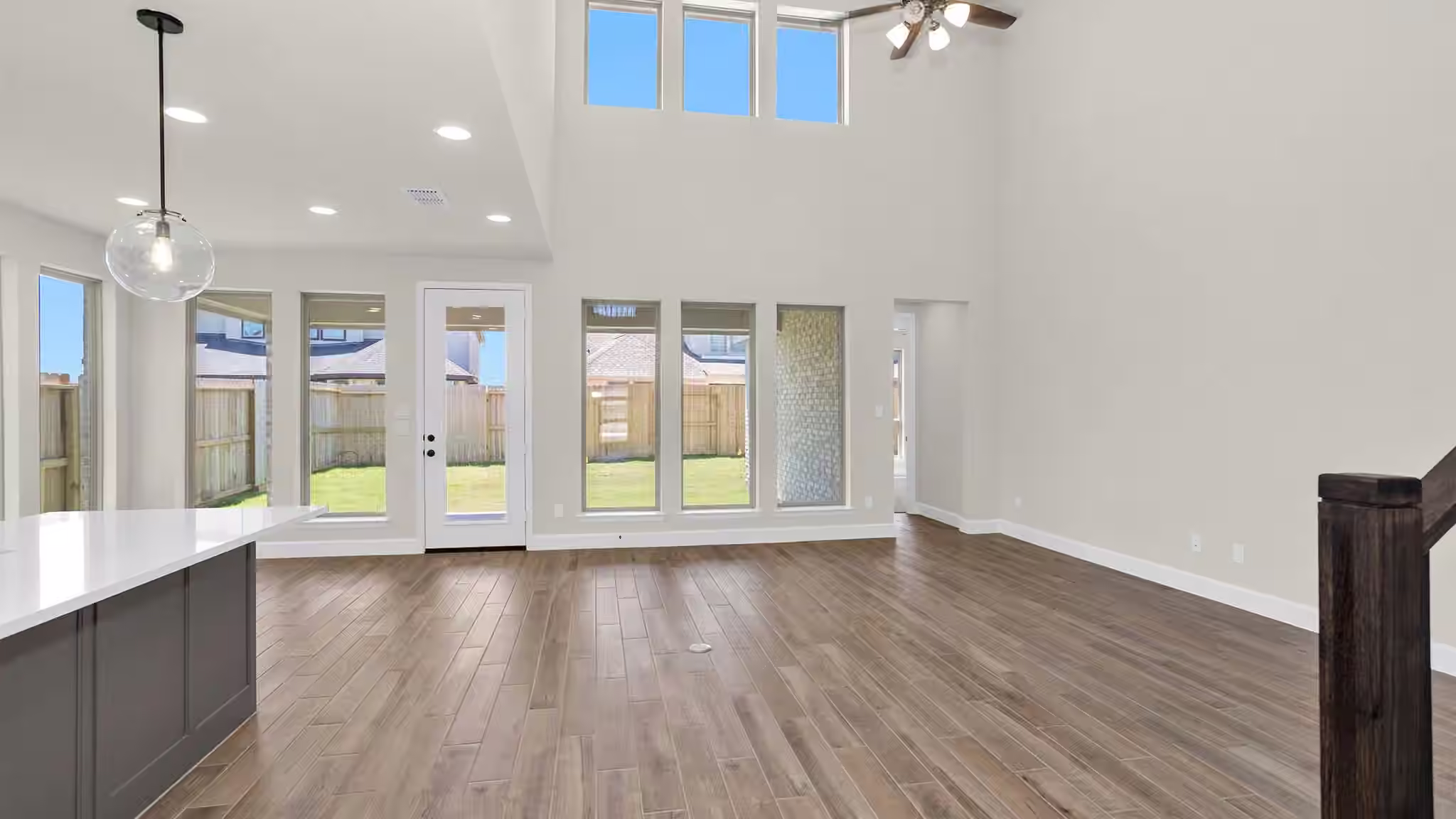 Photo 3 of 31419 Meadow Grove Court, Fulshear, TX