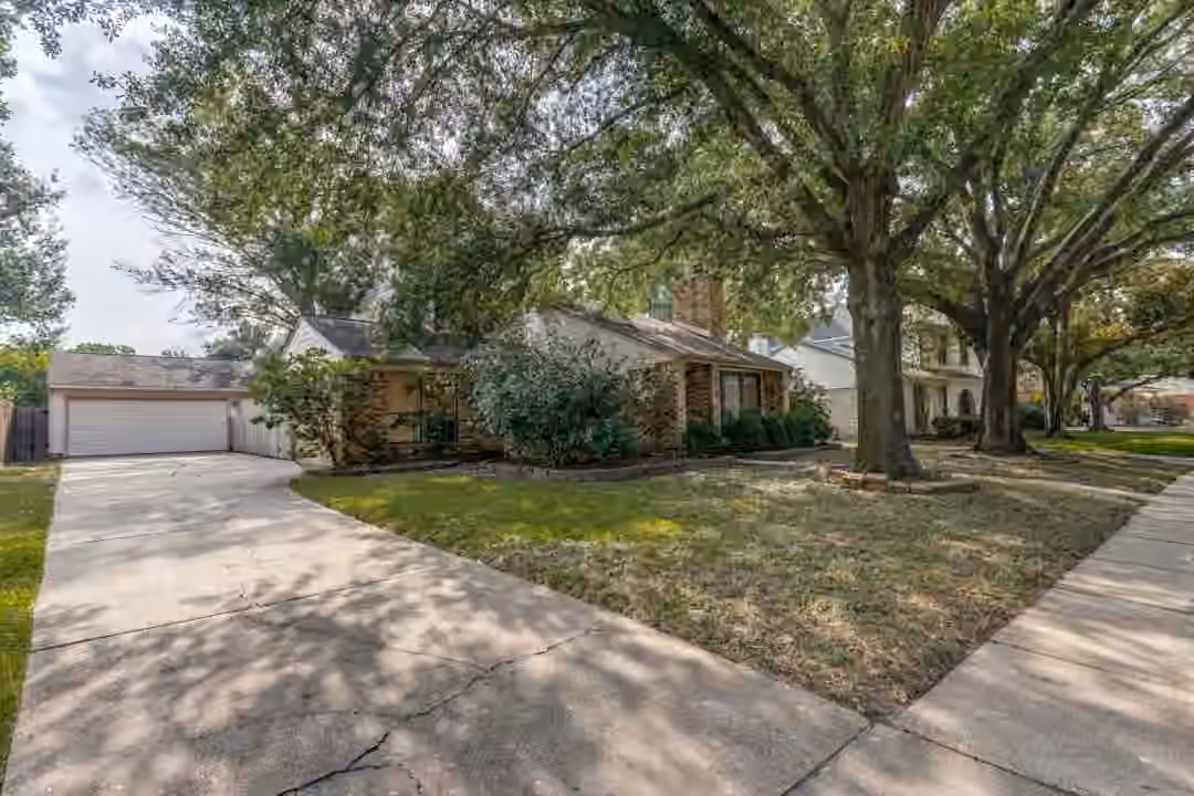 Photo of 8214 Pine Falls Drive, Houston, TX