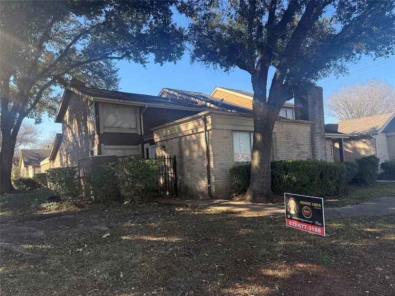 Photo of 8498 Dairy View Lane, Houston, TX 77072