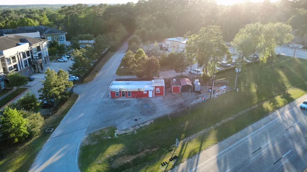 Photo 2 of 4897 W Davis Street, Conroe, TX