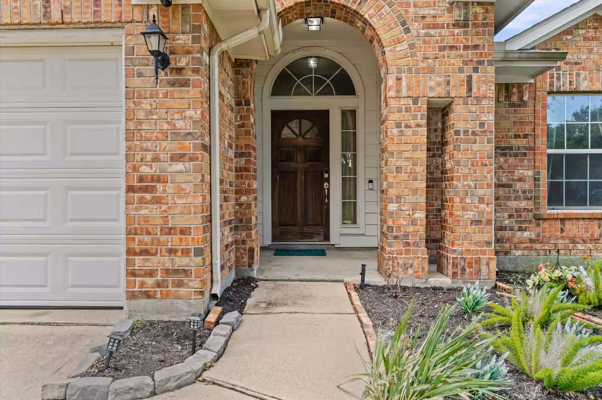 Photo 3 of 14843 Wooded Glen Court, Cypress, TX