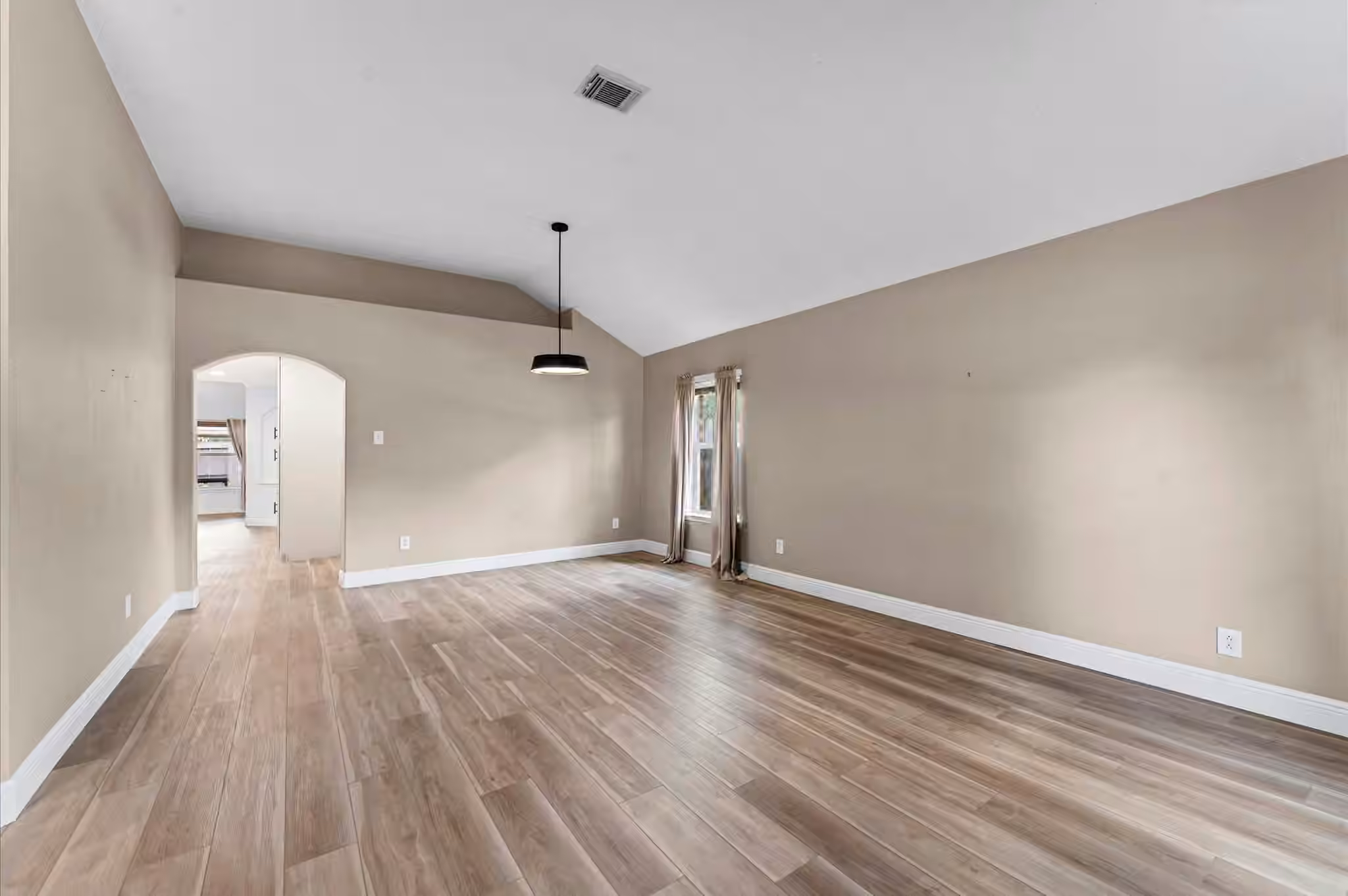 Photo 5 of 14843 Wooded Glen Court, Cypress, TX