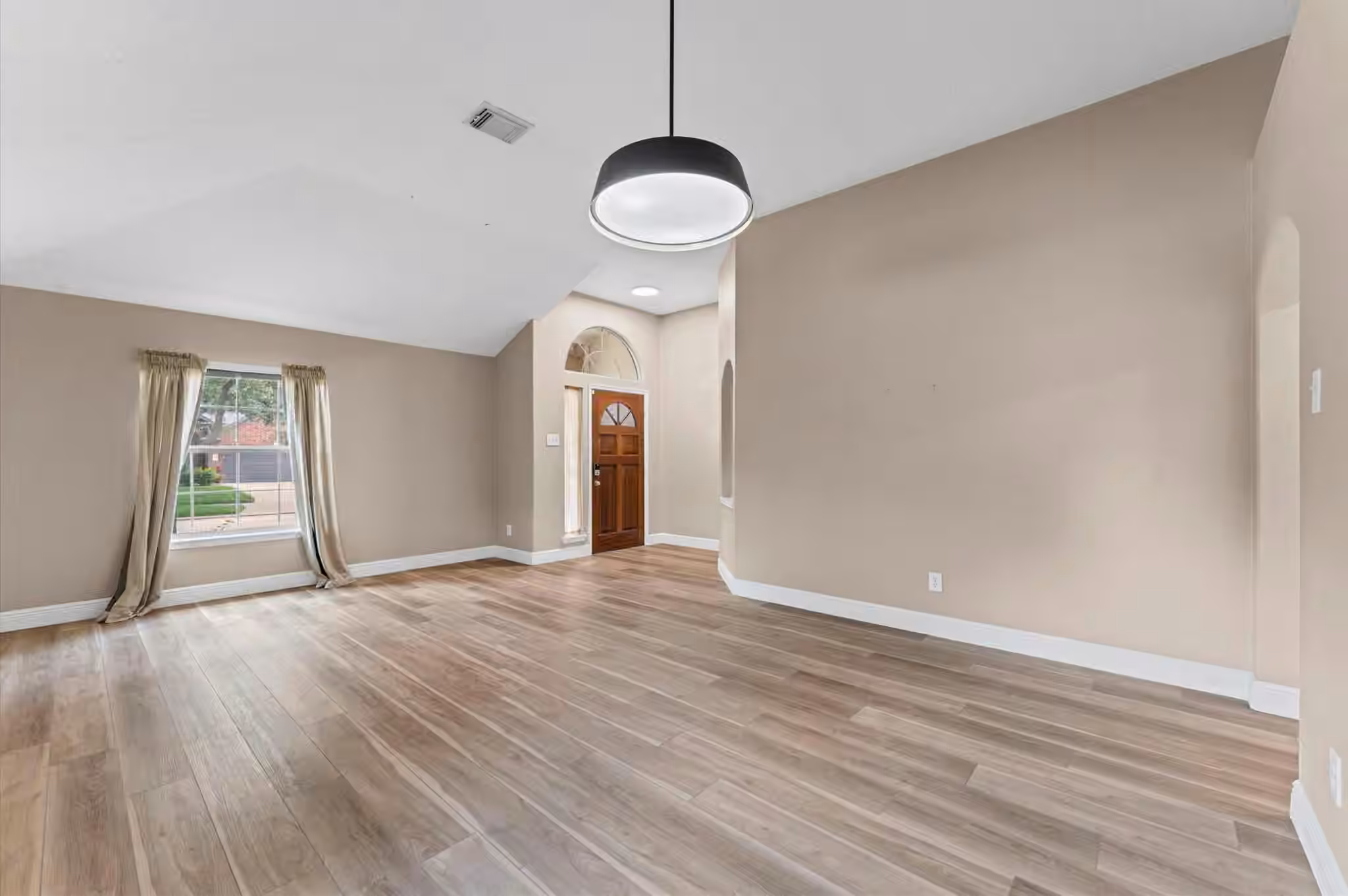 Photo 6 of 14843 Wooded Glen Court, Cypress, TX